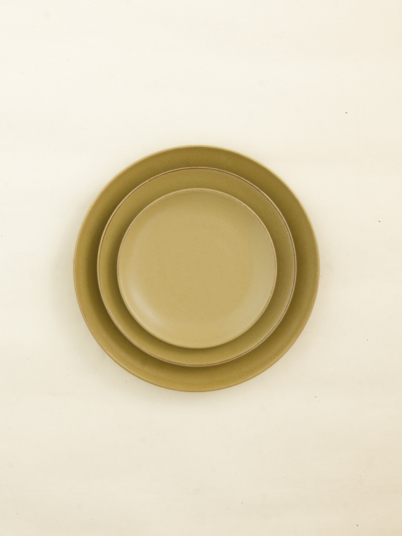 handmade ceramics fairtrade ceramics wfto nepal ceramics sukha ceramics handmade plates breakfast plate lunch plate dinner plate