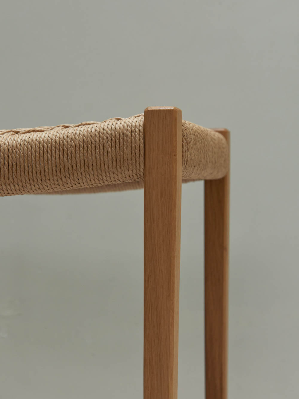 atelier mooijen shop online oak stool oak furniture handmade furniture detail side