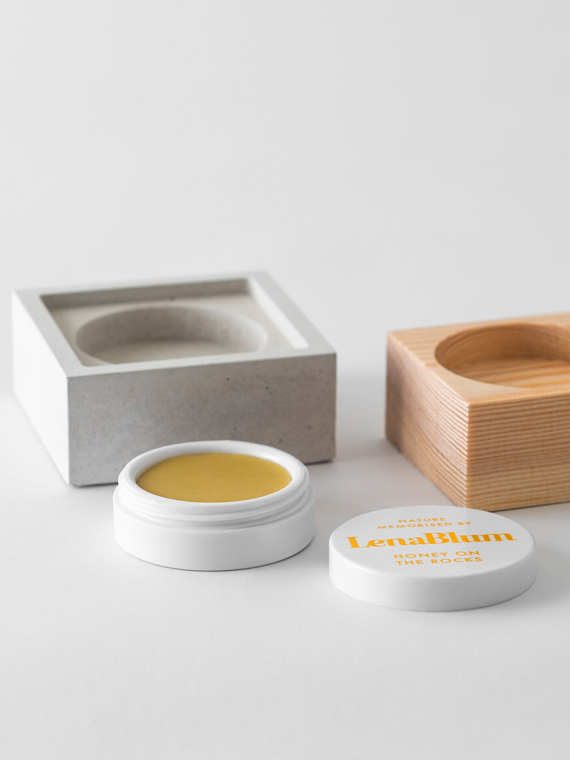 honey on the rocks lena blum gotland Sweden benthe solid perfume natural perfume box and perfume